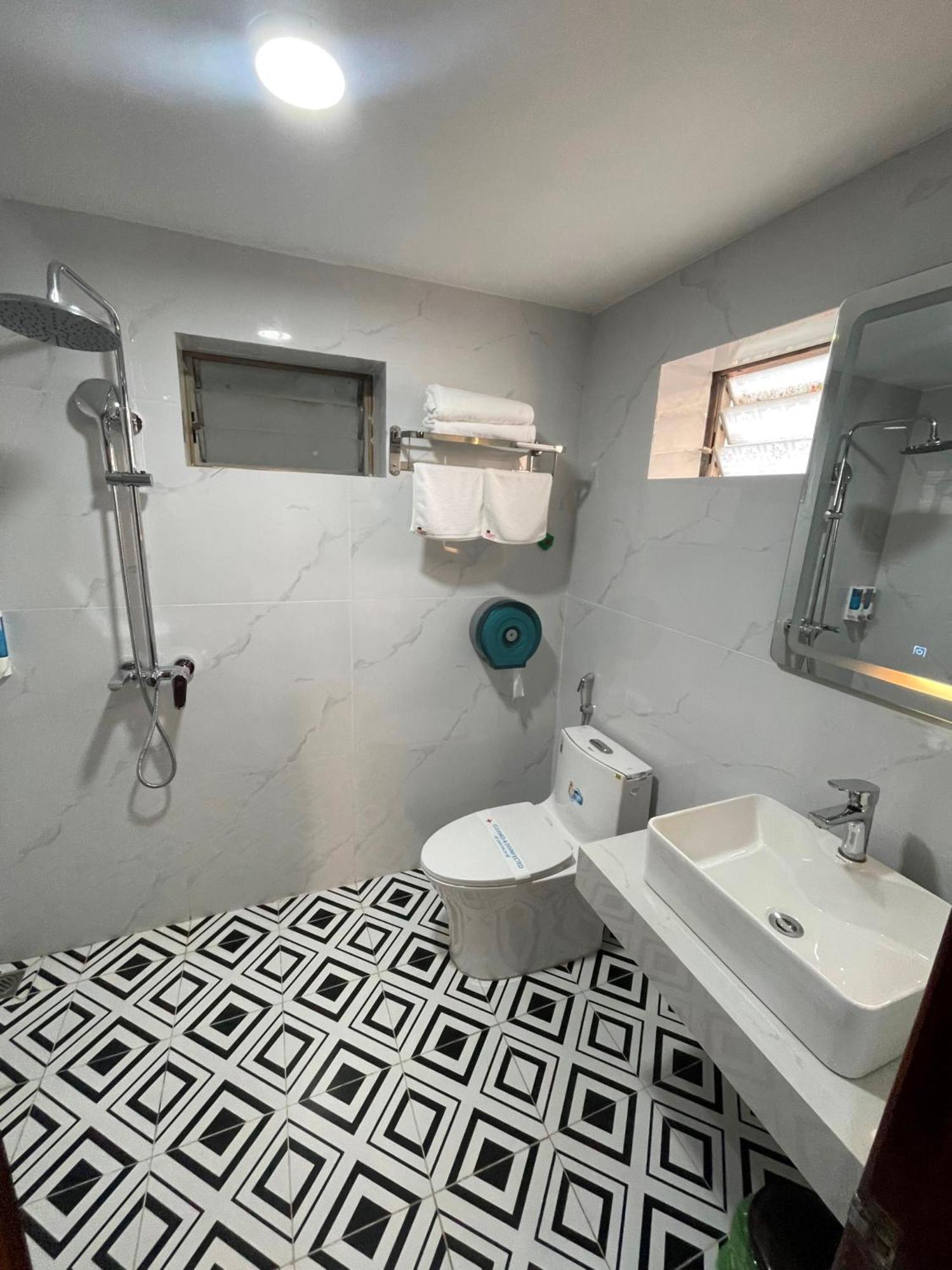Nhat Tan Hotel Hanoi Zewnętrze zdjęcie