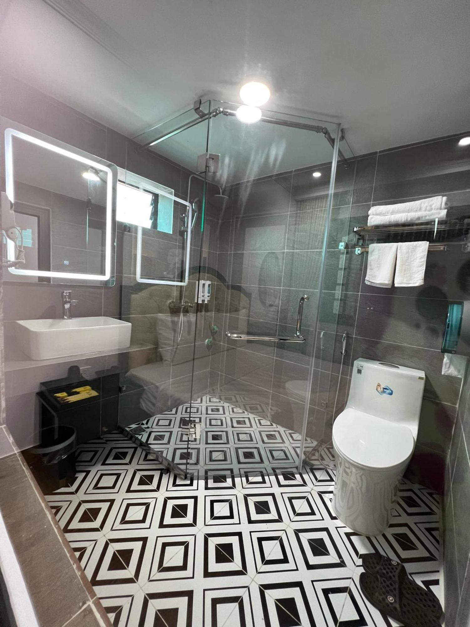 Nhat Tan Hotel Hanoi Zewnętrze zdjęcie